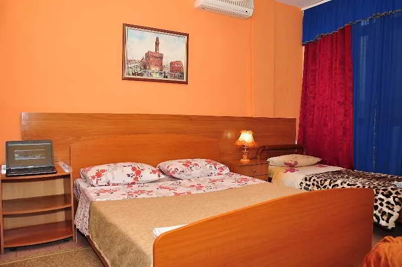 Hotel Parlamenti Tirana Albánia