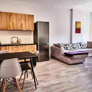 Kalpazo 21 Apartment